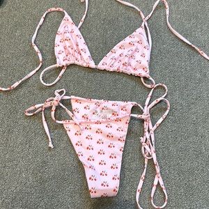 Frankie’s bikinis pink set